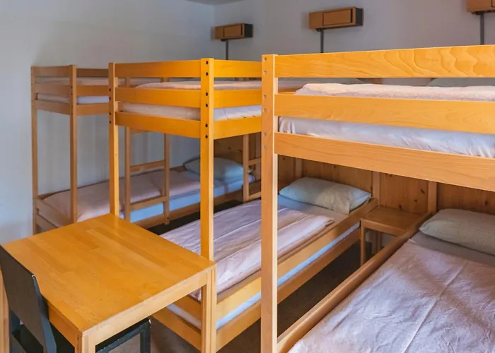 Хостел Youth *