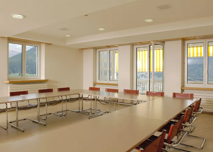 旅馆 达沃斯青年旅舍 *