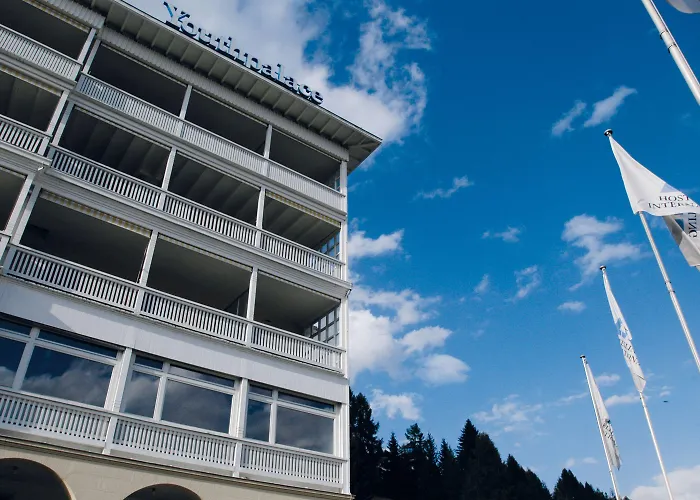 Youth Хостел *